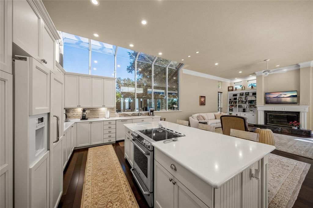 На продажу: $1,725,000 (4 спален, 3 ванн, 3705 Квадратных фут)