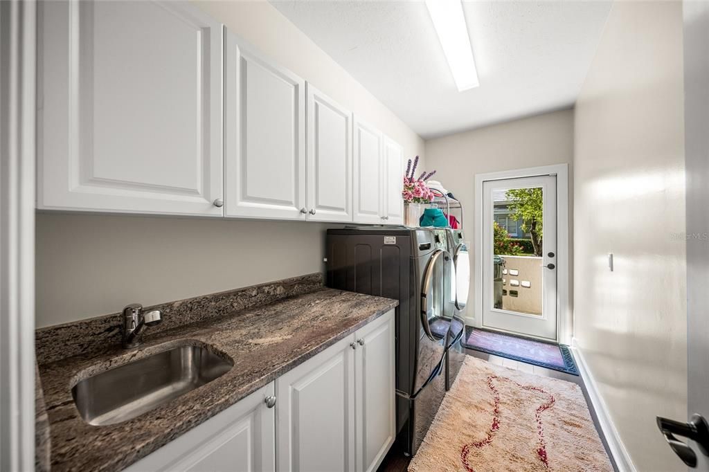 На продажу: $1,725,000 (4 спален, 3 ванн, 3705 Квадратных фут)