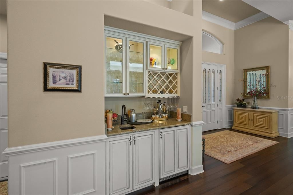 На продажу: $1,725,000 (4 спален, 3 ванн, 3705 Квадратных фут)