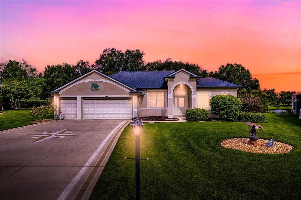 Active With Contract: $344,000 (2 beds, 2 baths, 2426 Square Feet)