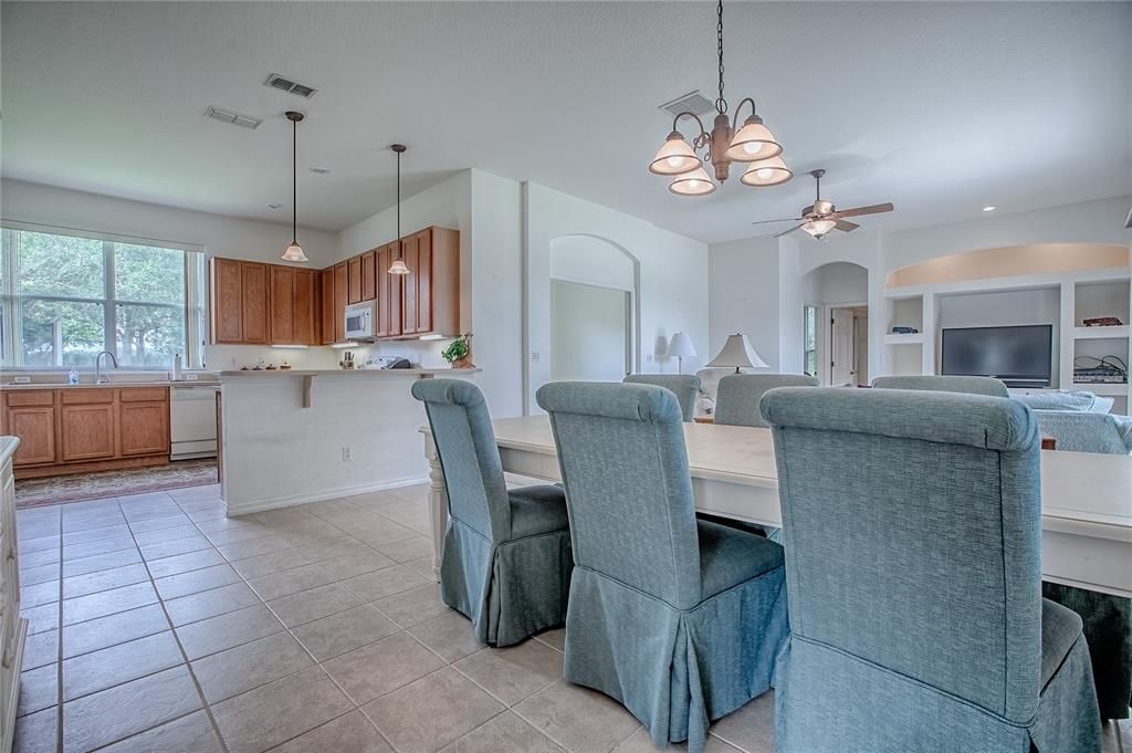 Active With Contract: $344,000 (2 beds, 2 baths, 2426 Square Feet)