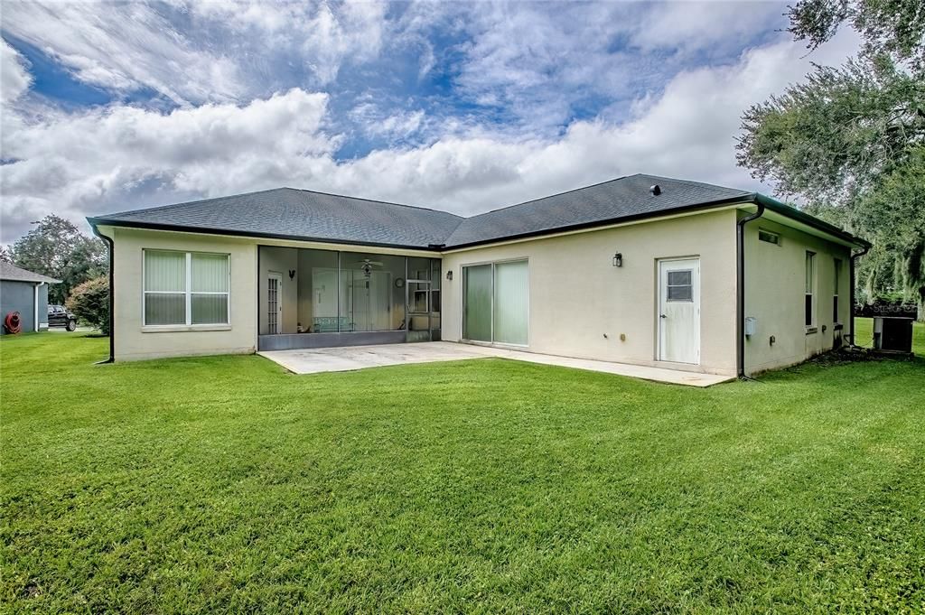 Active With Contract: $344,000 (2 beds, 2 baths, 2426 Square Feet)