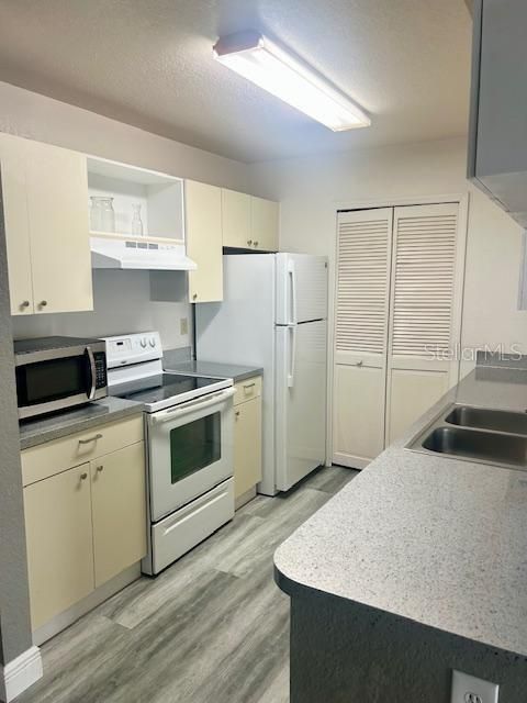 En Venta: $189,950 (2 camas, 1 baños, 810 Pies cuadrados)