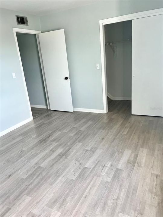 Под контрактом: $150,000 (3 спален, 1 ванн, 1520 Квадратных фут)