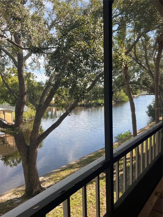 Под контрактом: $150,000 (3 спален, 1 ванн, 1520 Квадратных фут)