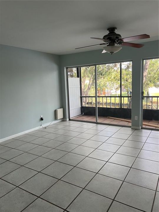 Под контрактом: $150,000 (3 спален, 1 ванн, 1520 Квадратных фут)