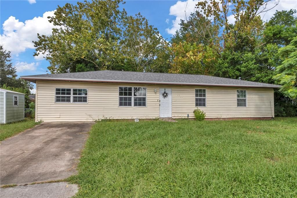 En Venta: $181,900 (4 camas, 2 baños, 1375 Pies cuadrados)