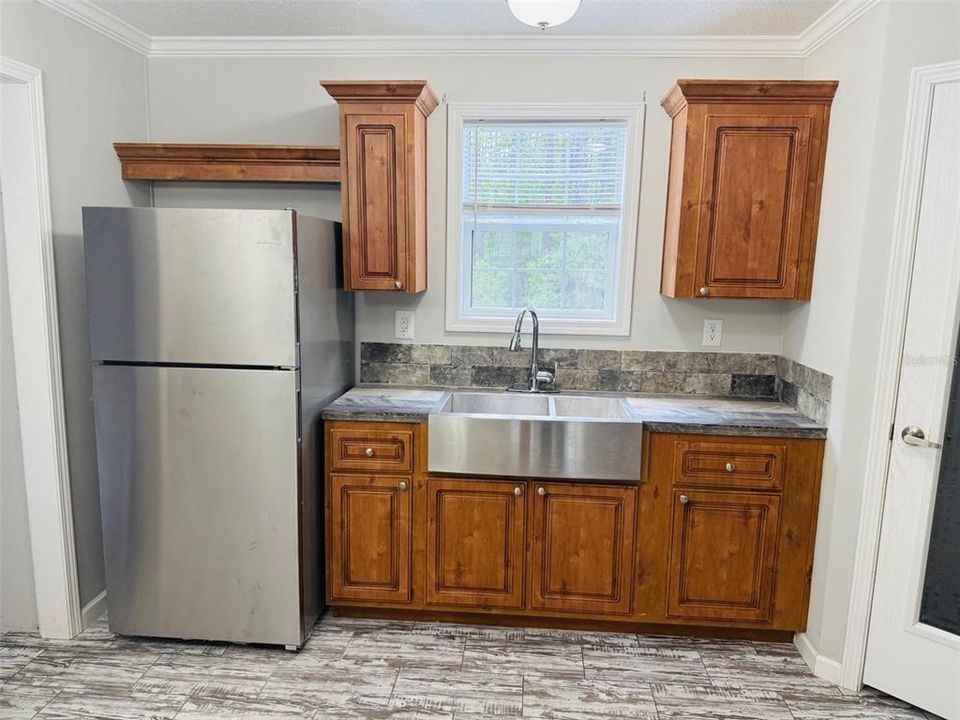 For Sale: $179,900 (3 beds, 2 baths, 1232 Square Feet)