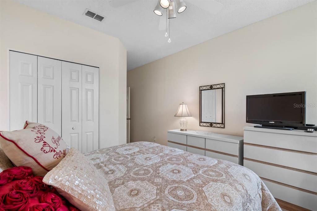 En Venta: $153,000 (2 camas, 2 baños, 963 Pies cuadrados)