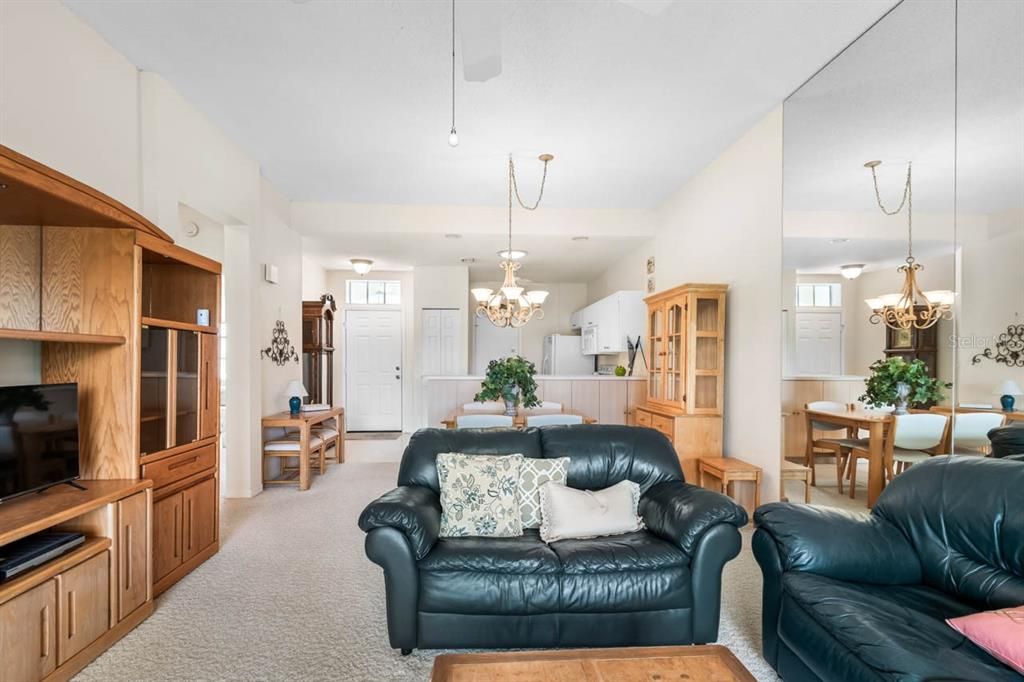 En Venta: $153,000 (2 camas, 2 baños, 963 Pies cuadrados)