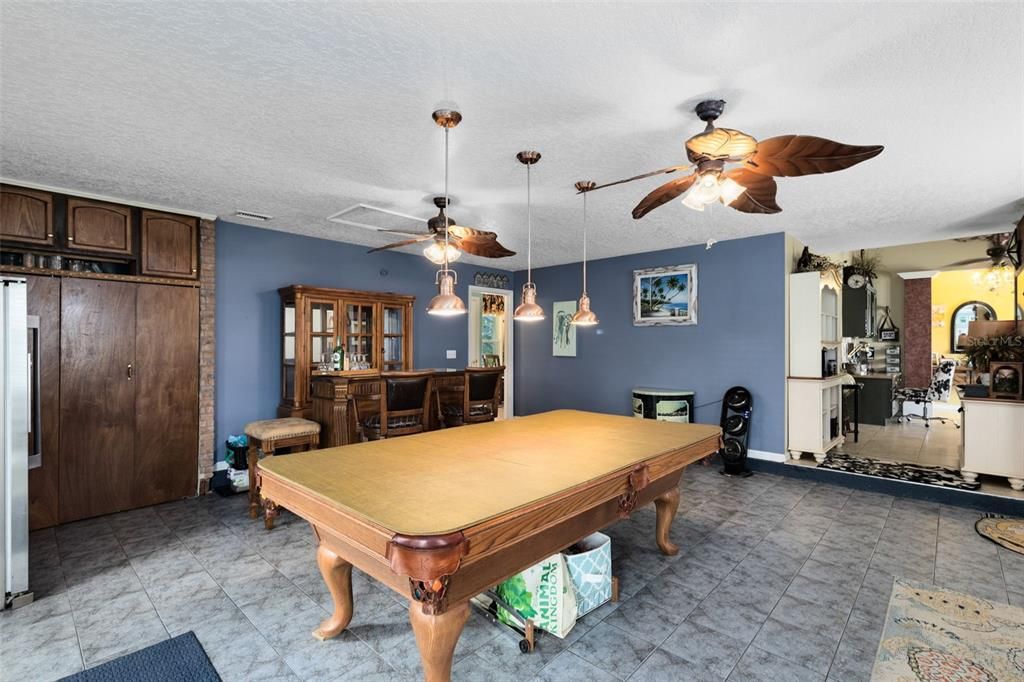 待售: $735,000 (3 贝兹, 2 浴室, 2177 平方英尺)