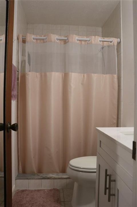 出租: $2,175 (4 贝兹, 2 浴室, 1425 平方英尺)