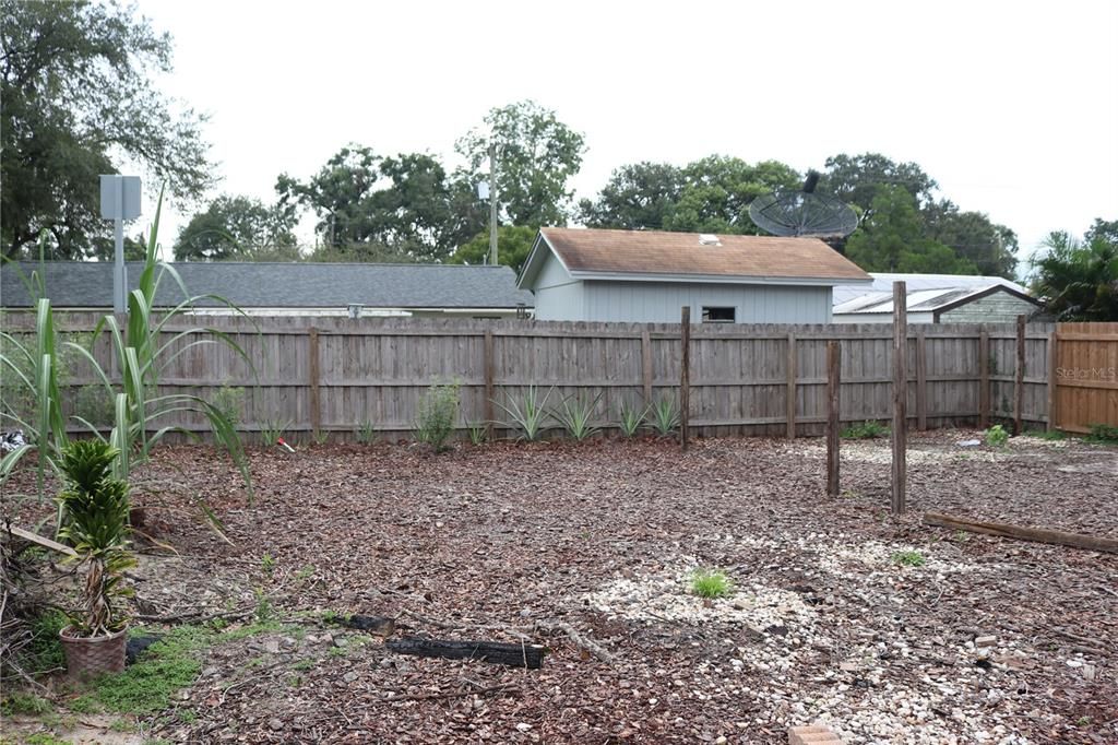 出租: $2,175 (4 贝兹, 2 浴室, 1425 平方英尺)