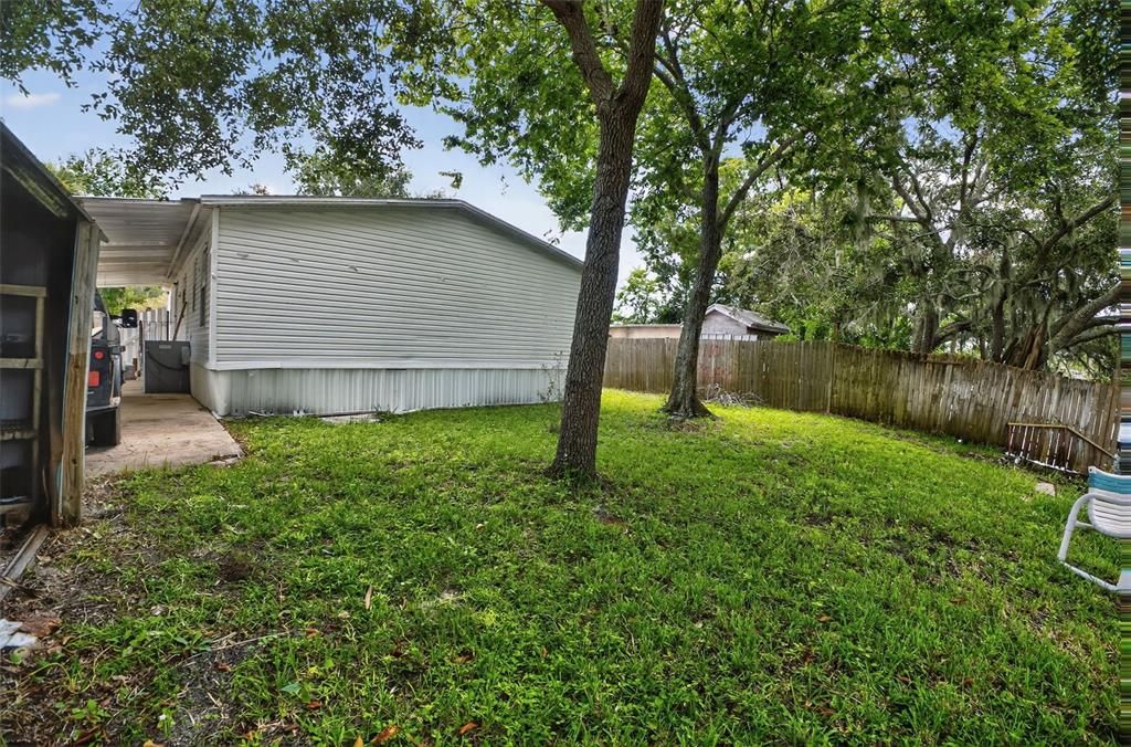 For Sale: $155,000 (3 beds, 2 baths, 1296 Square Feet)