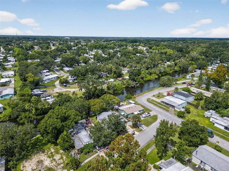 For Sale: $155,000 (3 beds, 2 baths, 1296 Square Feet)