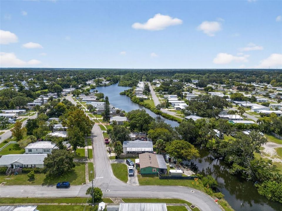 For Sale: $155,000 (3 beds, 2 baths, 1296 Square Feet)