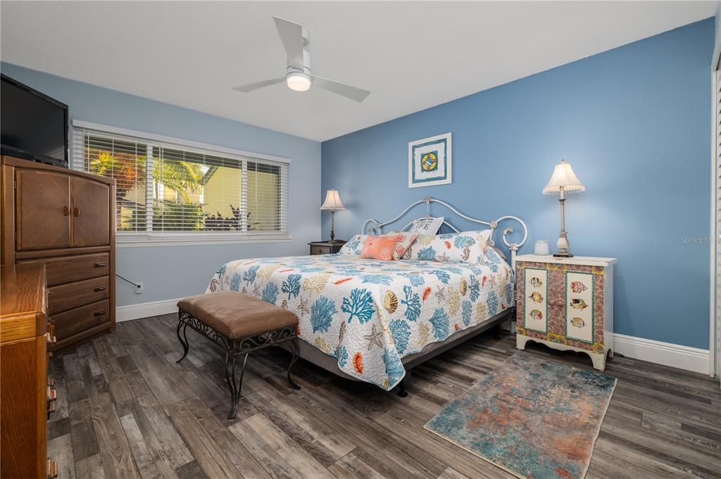 В аренду: $2,000 (2 спален, 1 ванн, 1053 Квадратных фут)