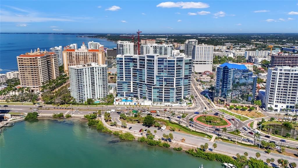 Active With Contract: $1,500,000 (2 beds, 2 baths, 1591 Square Feet)