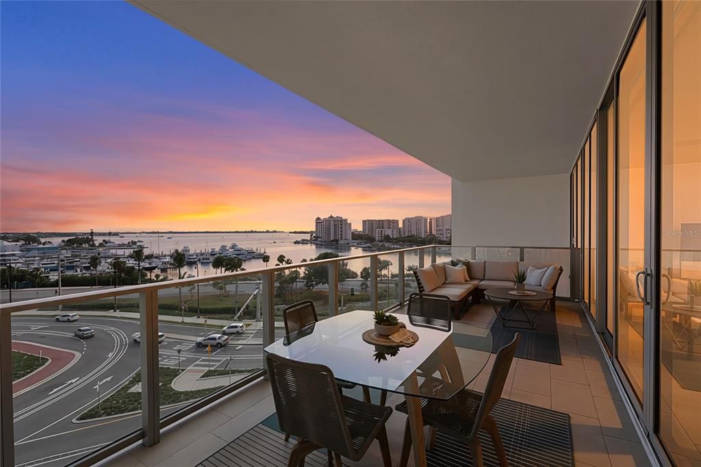 Active With Contract: $1,500,000 (2 beds, 2 baths, 1591 Square Feet)