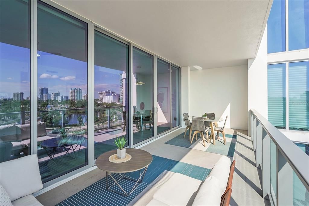 Active With Contract: $1,500,000 (2 beds, 2 baths, 1591 Square Feet)
