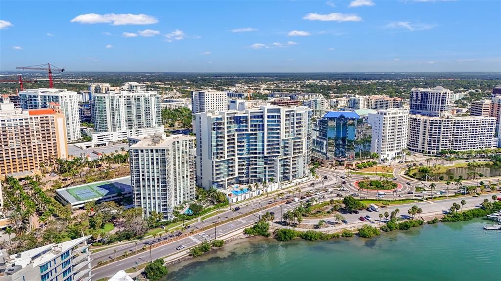 Active With Contract: $1,500,000 (2 beds, 2 baths, 1591 Square Feet)