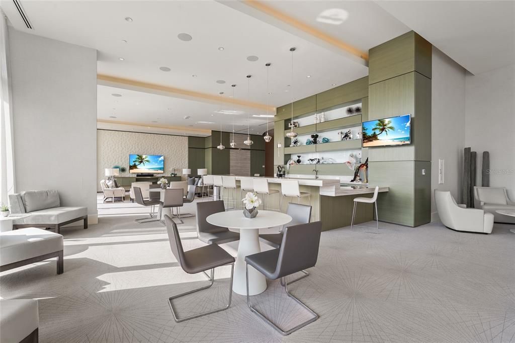 Active With Contract: $1,500,000 (2 beds, 2 baths, 1591 Square Feet)