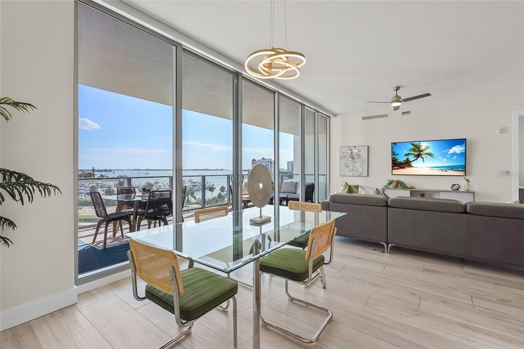 Active With Contract: $1,500,000 (2 beds, 2 baths, 1591 Square Feet)