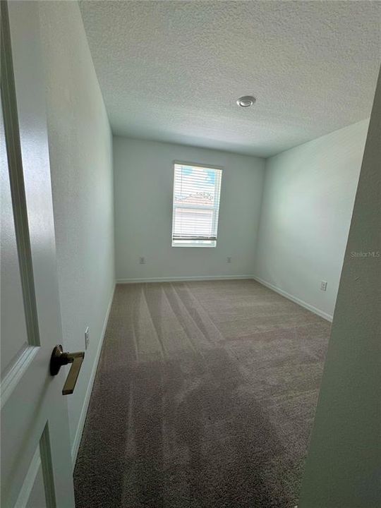 En Renta: $1,800 (3 camas, 2 baños, 1373 Pies cuadrados)