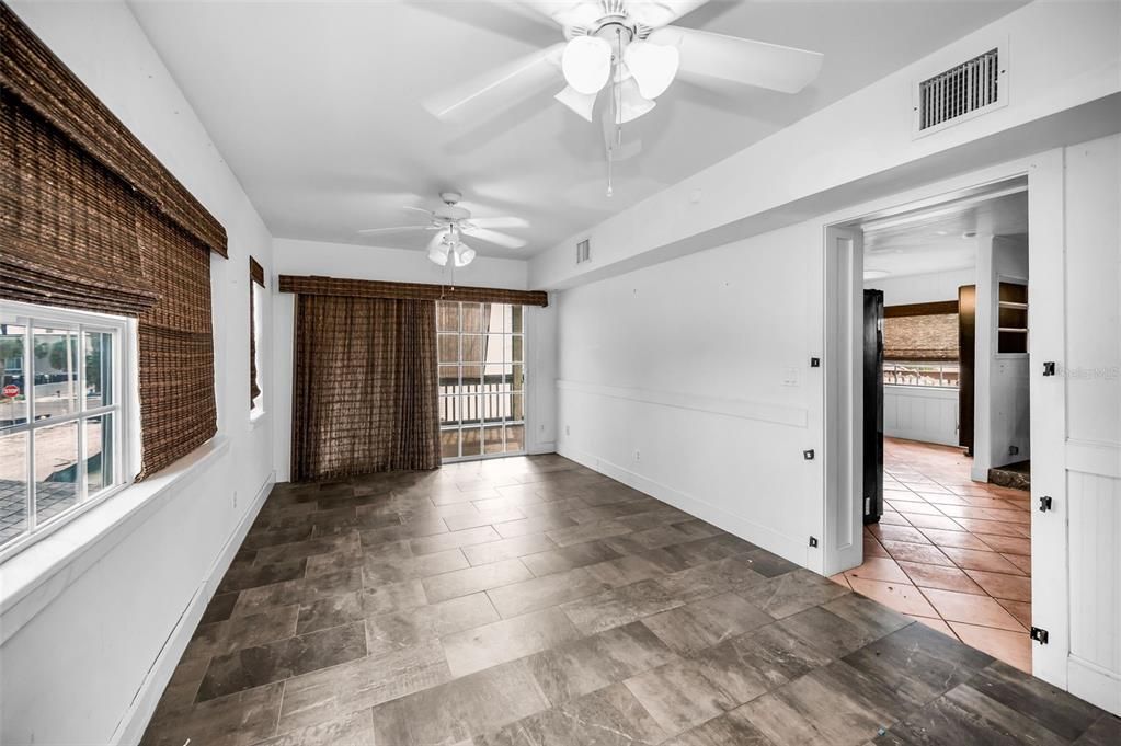 待售: $719,000 (2 贝兹, 2 浴室, 1364 平方英尺)