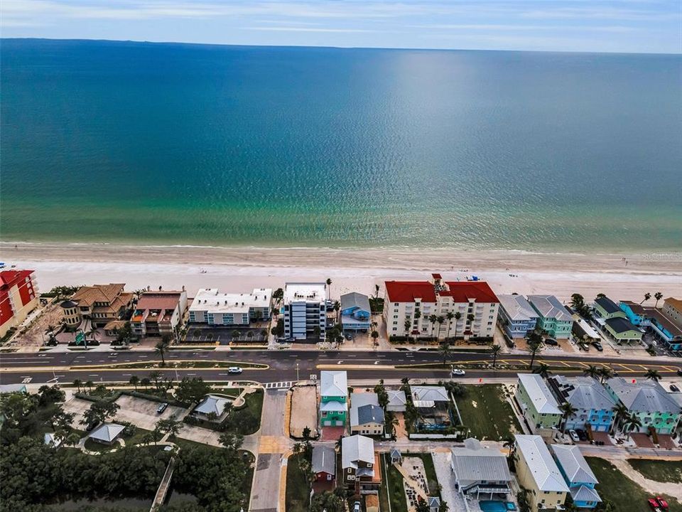 待售: $719,000 (2 贝兹, 2 浴室, 1364 平方英尺)