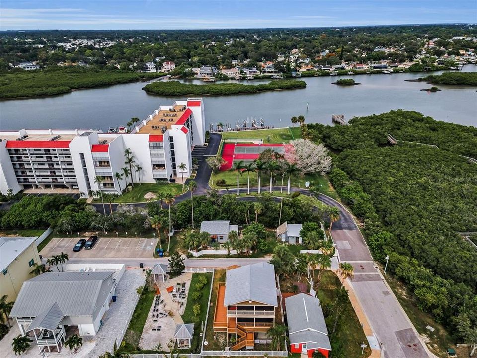 待售: $719,000 (2 贝兹, 2 浴室, 1364 平方英尺)