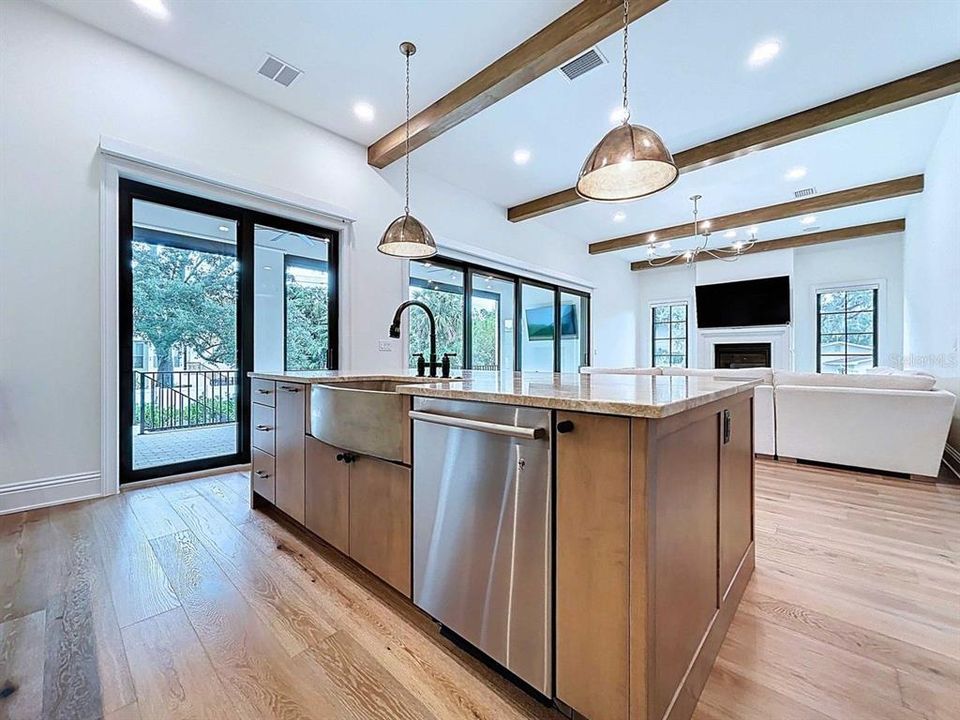 For Sale: $2,750,000 (5 beds, 5 baths, 4285 Square Feet)