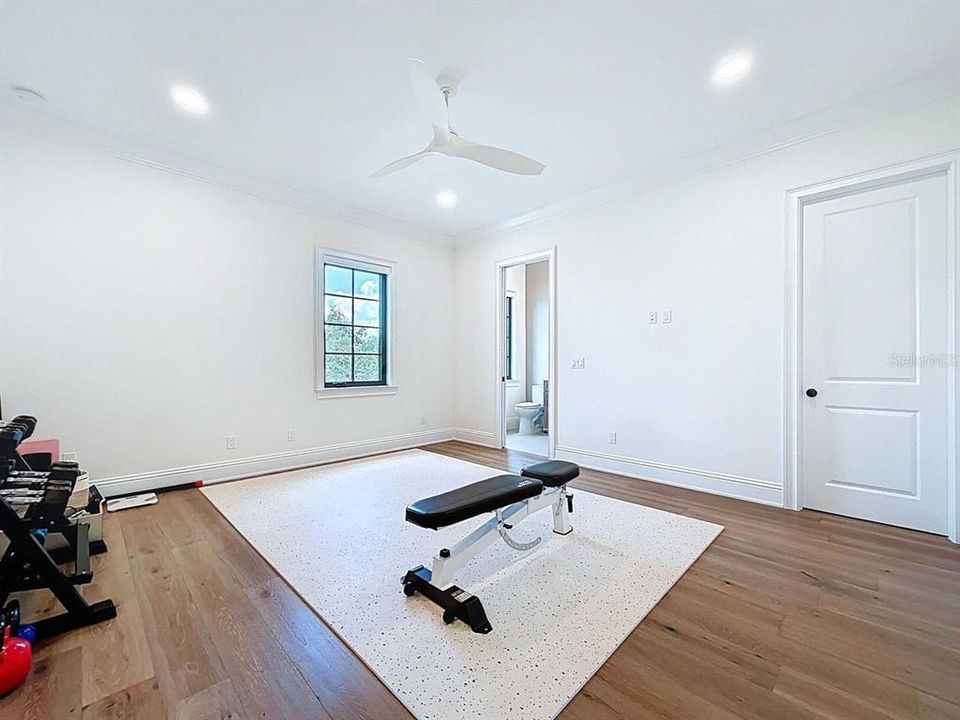 For Sale: $2,750,000 (5 beds, 5 baths, 4285 Square Feet)