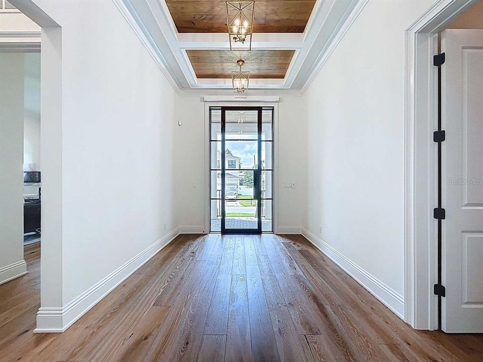 For Sale: $2,750,000 (5 beds, 5 baths, 4285 Square Feet)