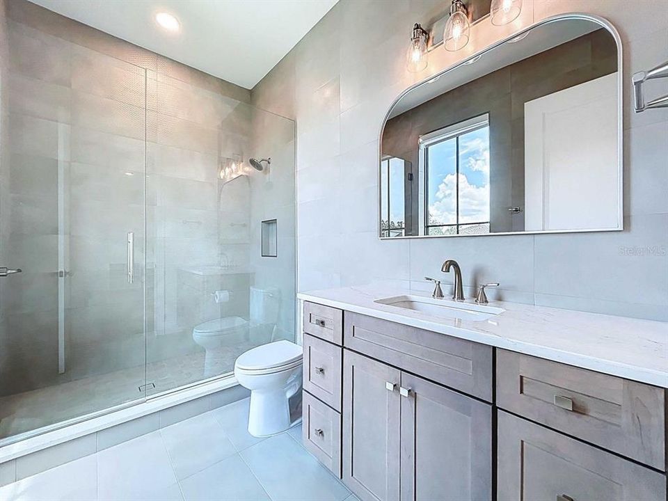 For Sale: $2,750,000 (5 beds, 5 baths, 4285 Square Feet)