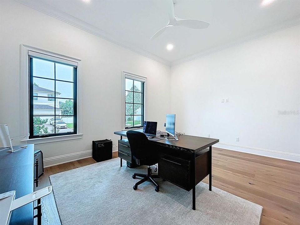 For Sale: $2,750,000 (5 beds, 5 baths, 4285 Square Feet)