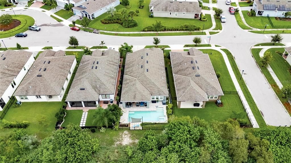 合同活跃: $559,000 (4 贝兹, 2 浴室, 2220 平方英尺)