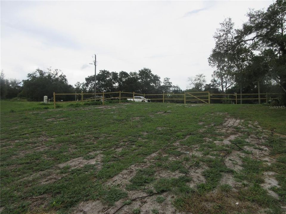 For Sale: $229,900 (3 beds, 2 baths, 1159 Square Feet)