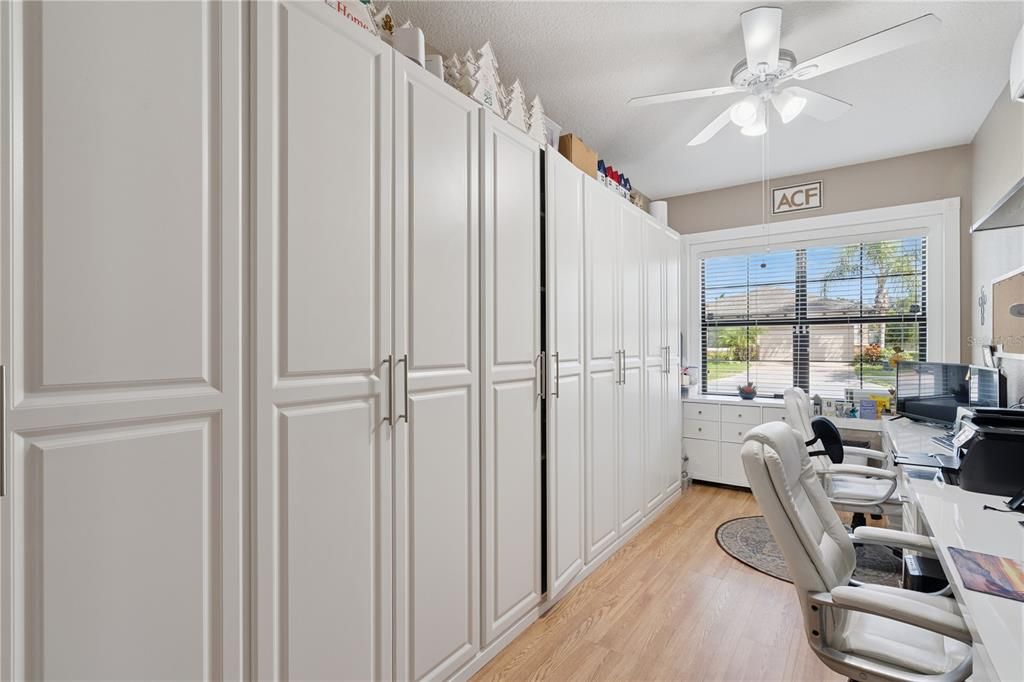 На продажу: $649,900 (4 спален, 3 ванн, 2813 Квадратных фут)