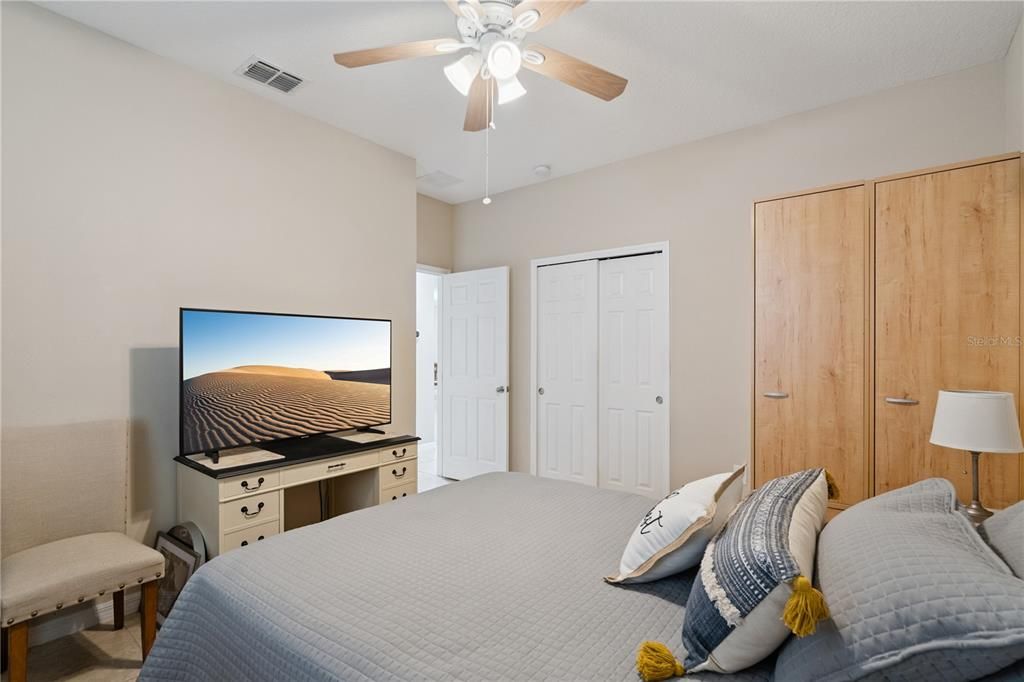 На продажу: $649,900 (4 спален, 3 ванн, 2813 Квадратных фут)