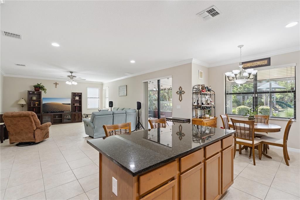 На продажу: $649,900 (4 спален, 3 ванн, 2813 Квадратных фут)