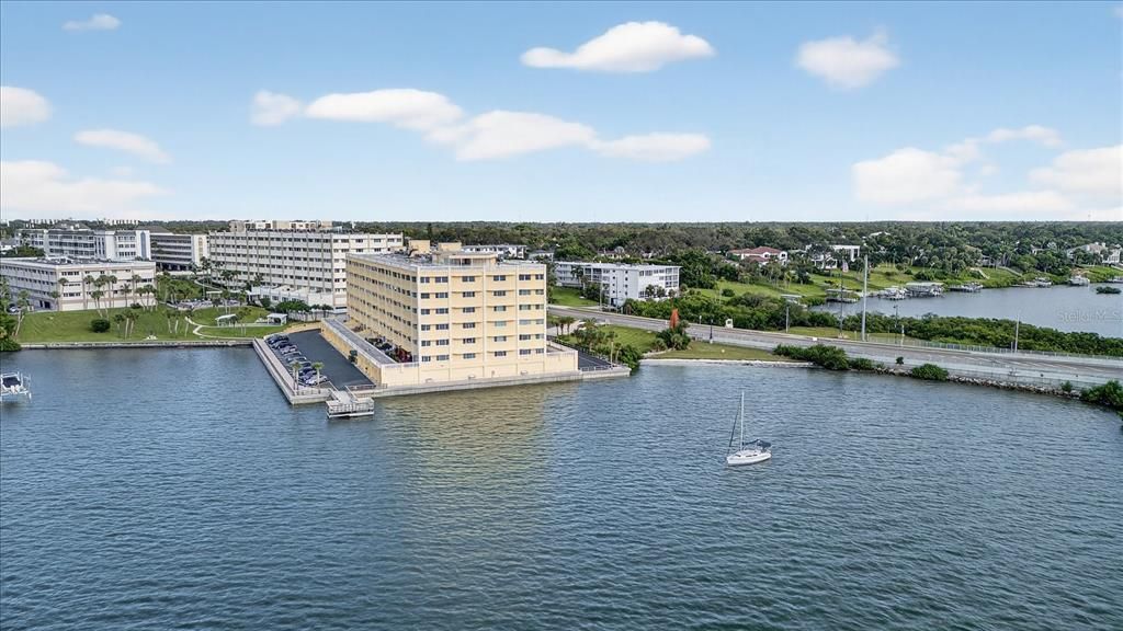 На продажу: $299,000 (1 спален, 2 ванн, 1050 Квадратных фут)