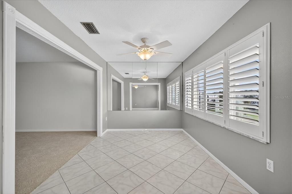 На продажу: $299,000 (1 спален, 2 ванн, 1050 Квадратных фут)