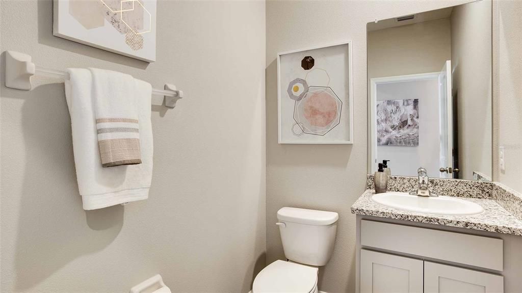 Activo con contrato: $424,990 (4 camas, 3 baños, 2794 Pies cuadrados)