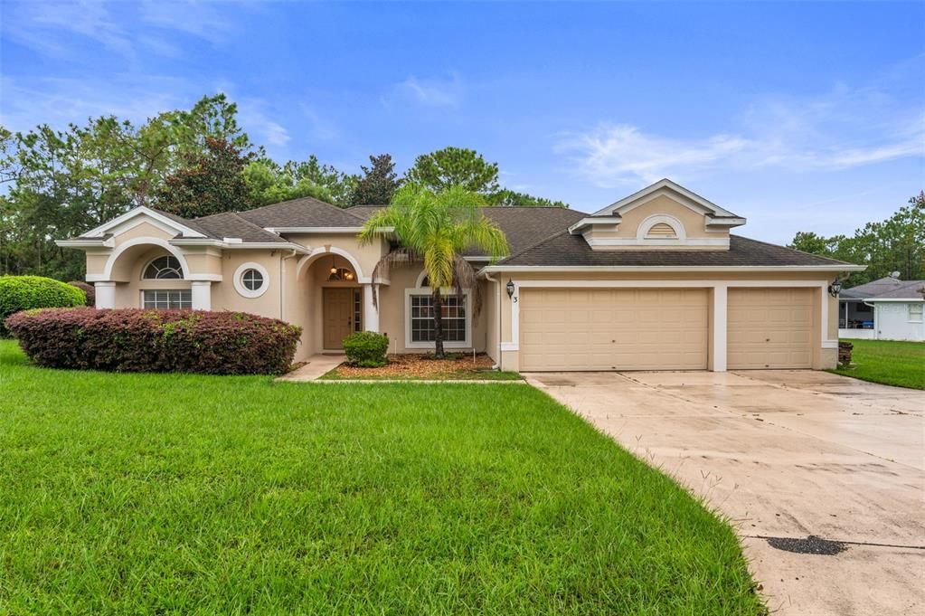 Active With Contract: $349,900 (4 beds, 3 baths, 2414 Square Feet)