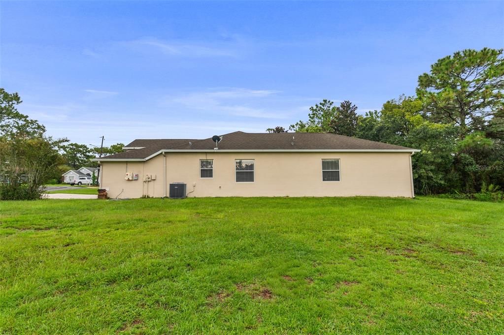 Active With Contract: $349,900 (4 beds, 3 baths, 2414 Square Feet)