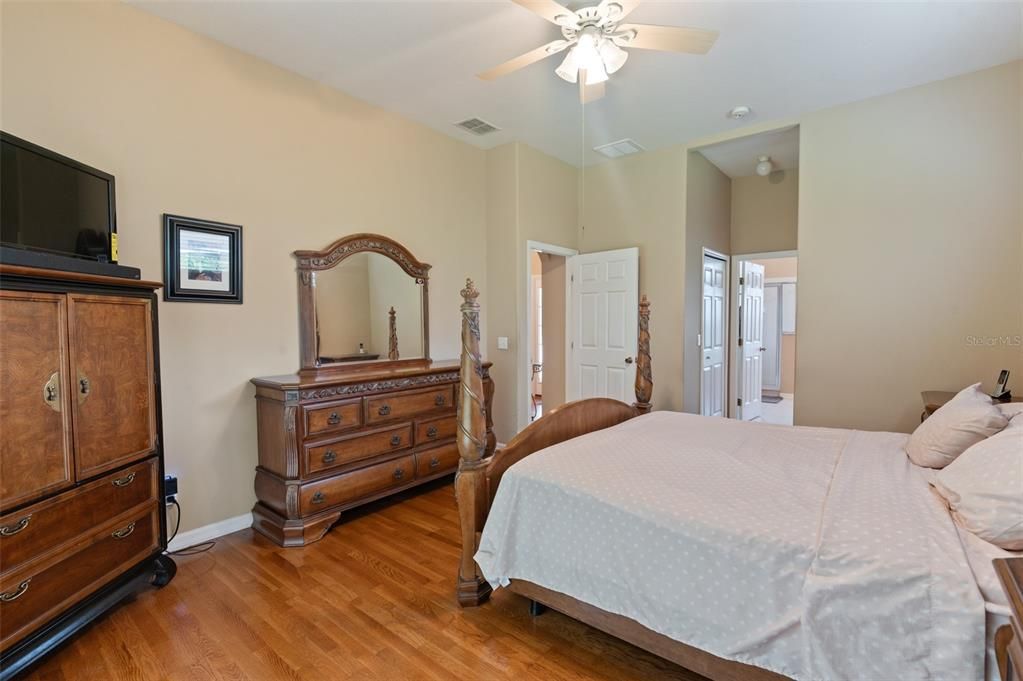 Active With Contract: $349,900 (4 beds, 3 baths, 2414 Square Feet)