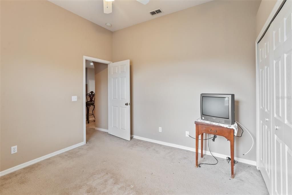 Active With Contract: $349,900 (4 beds, 3 baths, 2414 Square Feet)