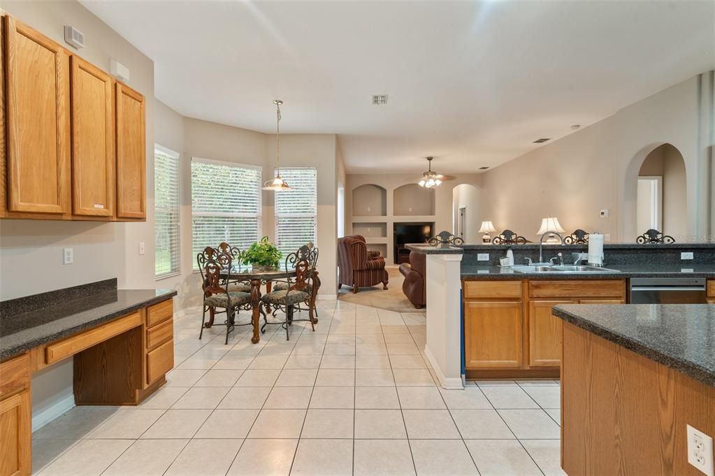 Active With Contract: $349,900 (4 beds, 3 baths, 2414 Square Feet)