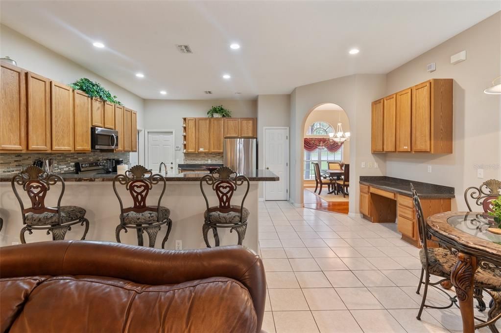 Active With Contract: $349,900 (4 beds, 3 baths, 2414 Square Feet)